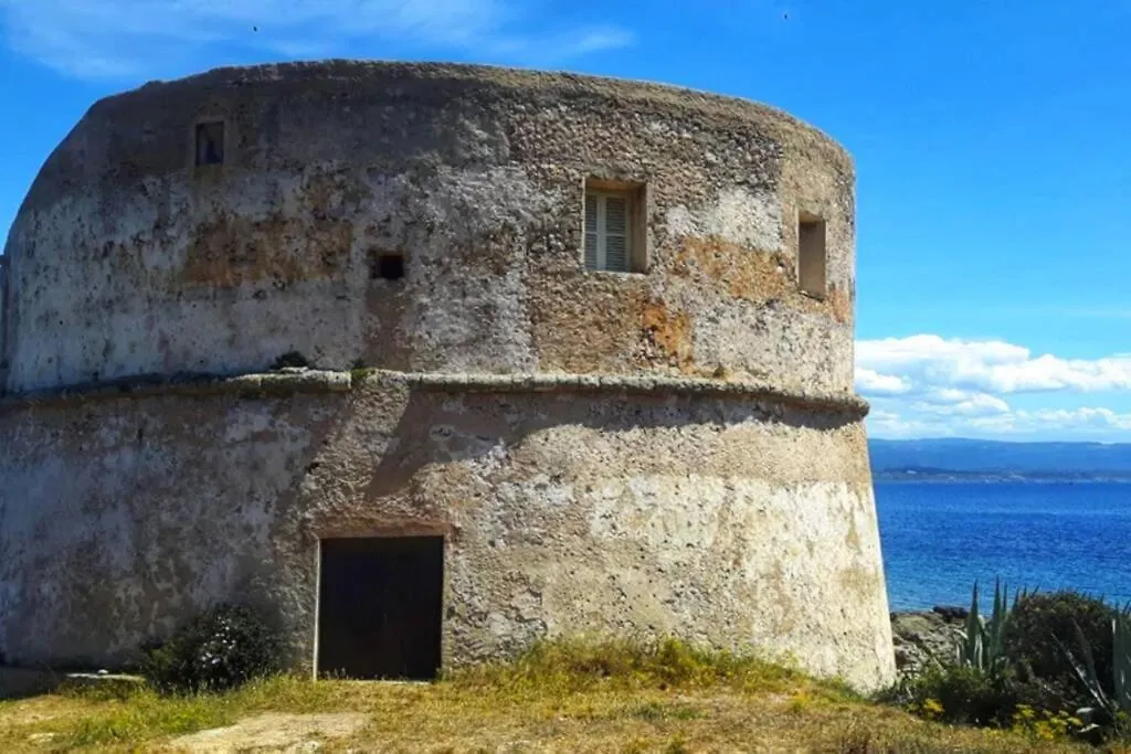 Torre Spagnola Di Capo Galera Fertilia Italie